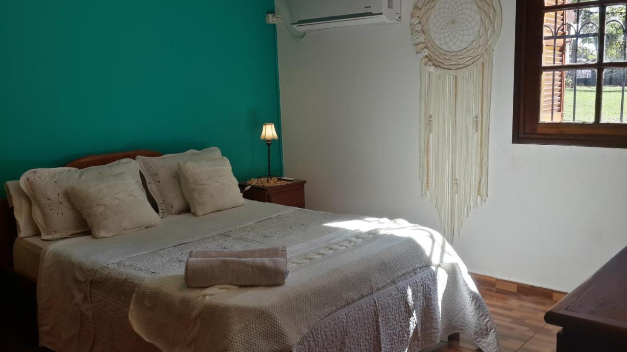 Casa Folks - Bed And Breakfast Puerto Iguazú Zewnętrze zdjęcie