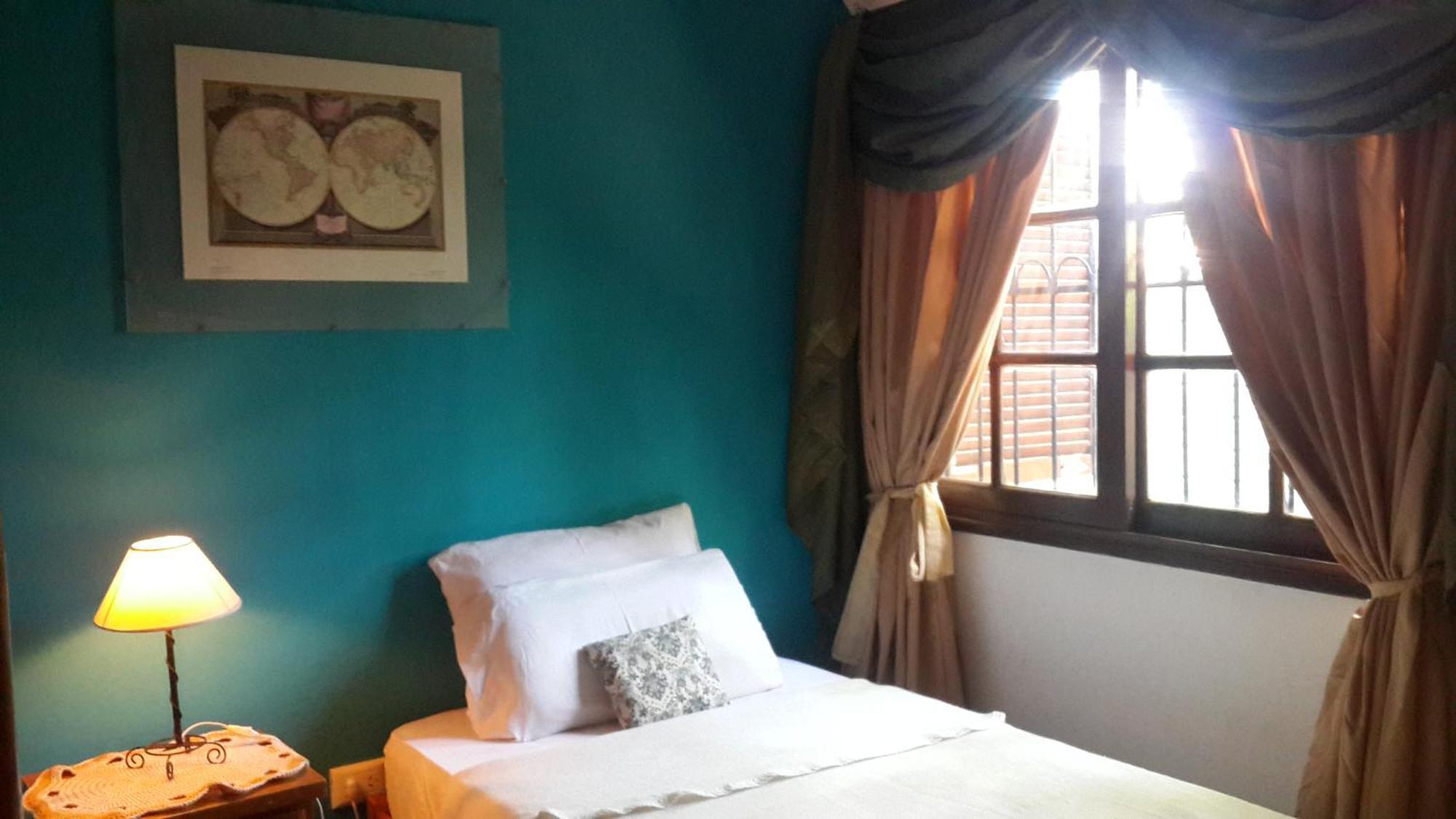 Casa Folks - Bed And Breakfast Puerto Iguazú Zewnętrze zdjęcie
